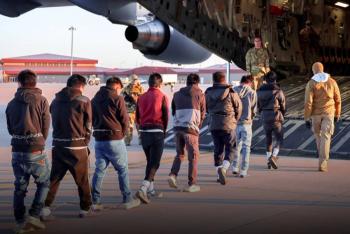 Avalan la reactivaci&oacute;n temporal de la pol&iacute;tica migratoria de Estados Unidos para enviar deportados a terceros pa&iacute;ses