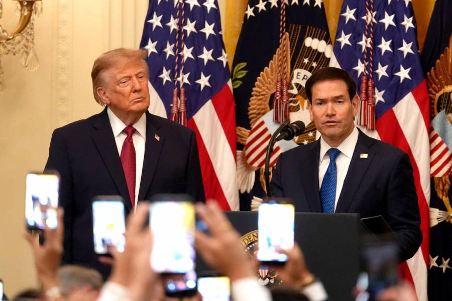 Juez suspende tarifa de 100 mil dólares impuesta por Donald Trump a visas H-1B  