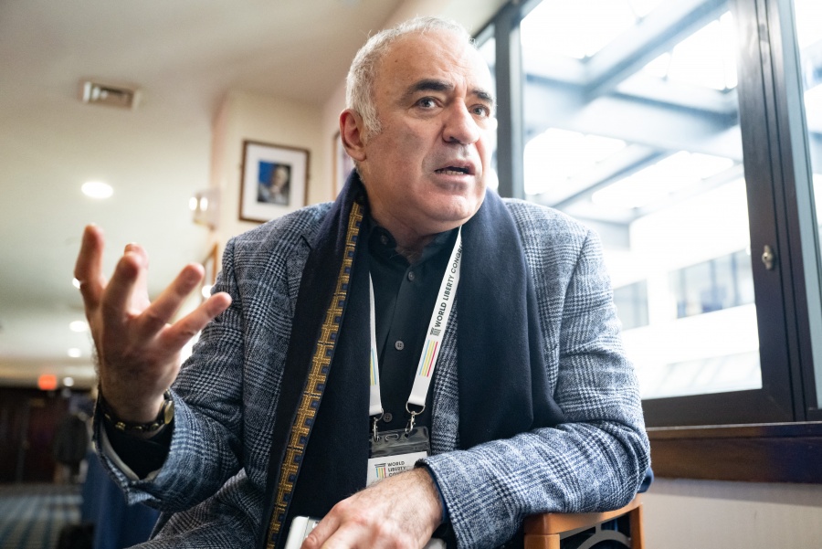 Opositor ruso Kasparov recibió aviso de que su vida corre peligro 