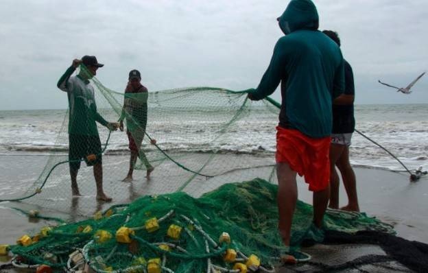 El Niño vacía las redes de pescadores latinoamericanos