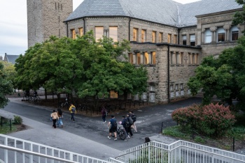 Universidad de Cornell revisar&aacute; su gesti&oacute;n de una denuncia de violaci&oacute;n grupal en 2024