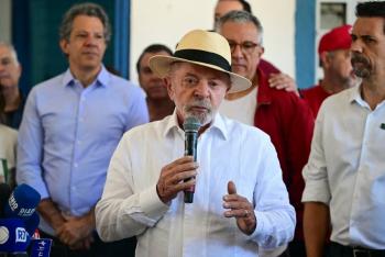 Brasil acude a las urnas en contienda presidencial entre Lula y Fl&aacute;vio Bolsonaro