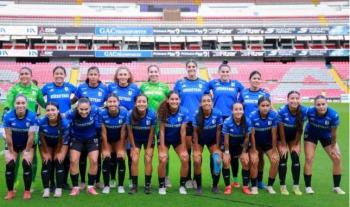 Gallos Femenil pierde el Cl&aacute;sico de la 57 ante las del San Luis