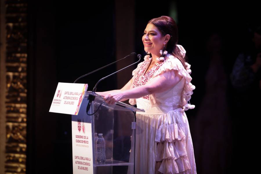 Entrega Clara Brugada segundo paquete de Capital Semilla para la Autonomía Económica de las Mujeres