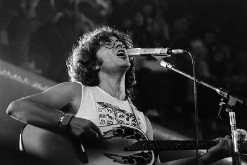 Muere Piero de Benedictis, leyenda de la canción de protesta y autor del clásico “Mi viejo”