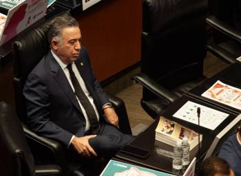 Inzunza presenta informe de labores ante el Senado tras cuatro meses de ausencia