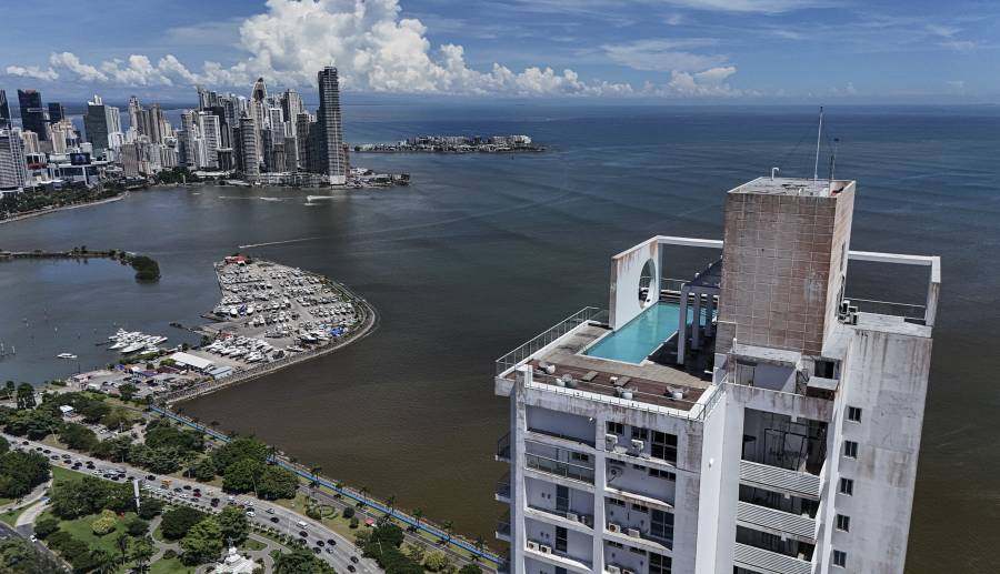 El canal de Panamá opera 