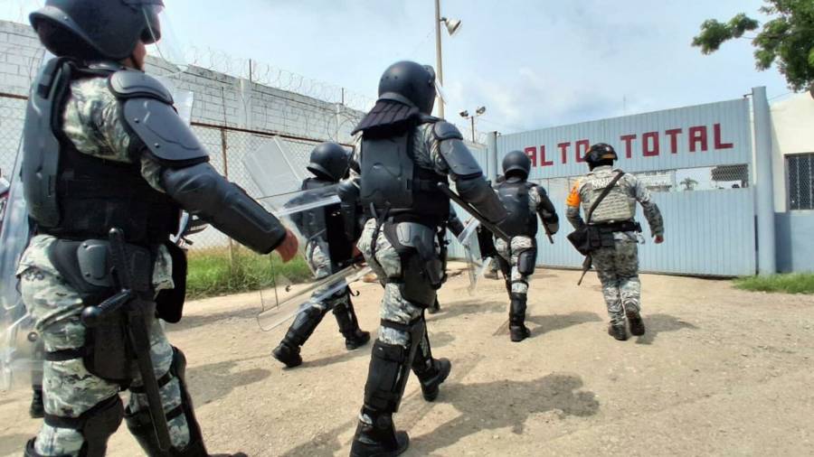 Gobierno federal construirá nueva prisión en Sinaloa tras violencia en penal de Mazatlán que dejó 12 muertos