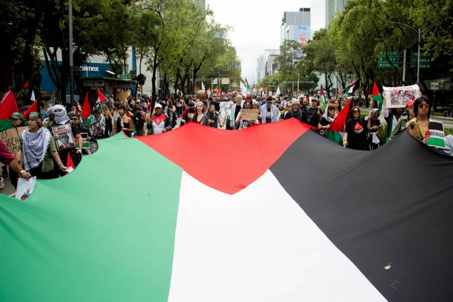 Miles marchan en CDMX para exigir alto al fuego en Gaza y ruptura de relaciones entre México e Israel