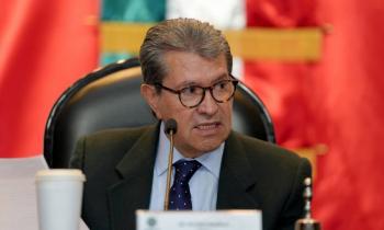 Monreal alista discusi&oacute;n de leyes fiscales y comparecencia de Ebrard en San L&aacute;zaro