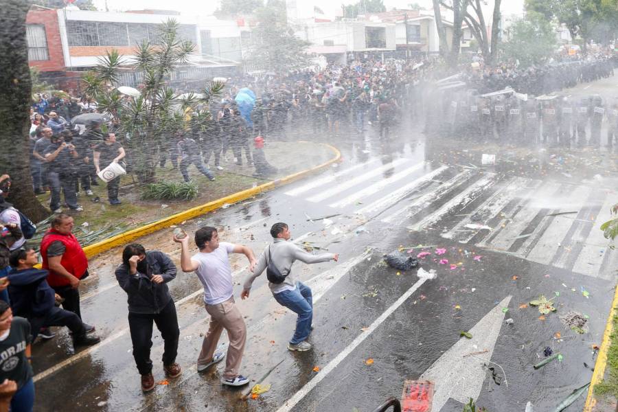 Lemus anuncia revisión de detenciones tras protestas por el agua en Jalisco