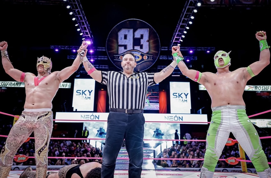  VICTORIA ESPECTACULAR DEL SKY TEAM