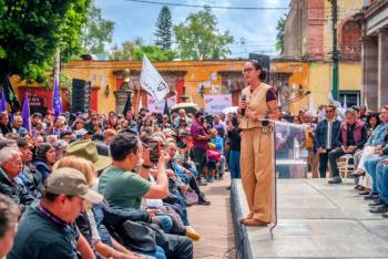 M&aacute;s de 5 mil personas de 35 organizaciones sociales se re&uacute;nen con Gaby Osorio en Tlalpan