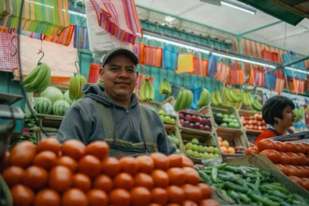 Vivir en una ciudad requiere 4,952 pesos mensuales para cubrir necesidades básicas: INEGI