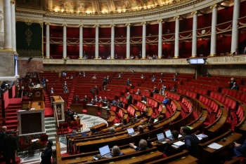 Francia considera una 