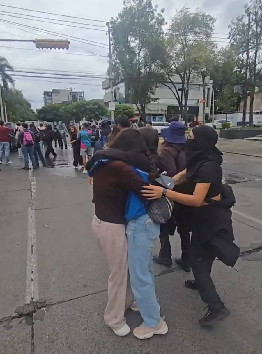 Presidenta ya revisa proyectos para atender crisis de agua en Jalisco, Segob procesos contra detenidos y CNDH abusos en marcha