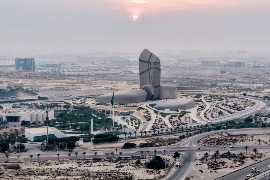 Arabia Saudita afirma que hospedará la Copa de Asia 2027 pese a ataques hutíes
