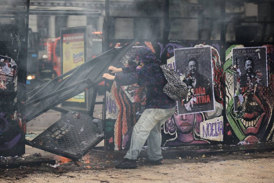 Marcha universitaria en Argentina termina con choques entre policías y manifestantes