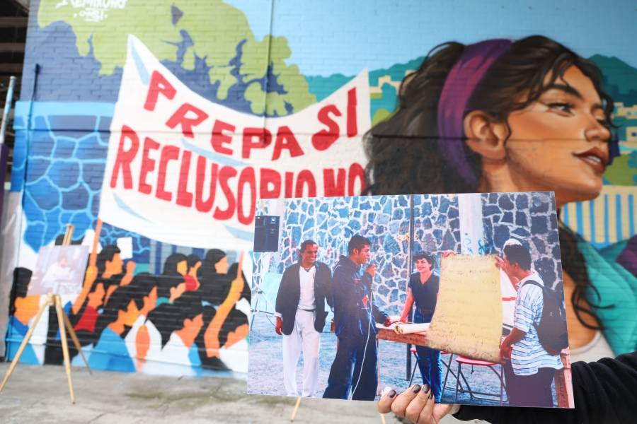 Clara Brugada conmemora 29 años del movimiento “Prepa Sí, Cárcel No” en Iztapalapa; “Las periferias no deben ser el patio trasero”, asevera  