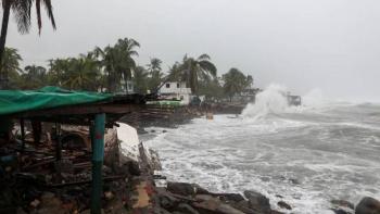 Protecci&oacute;n Civil alerta por lluvias intensas en Guerrero y Oaxaca ante avance del hurac&aacute;n Trudy y efectos de la tormenta Simon