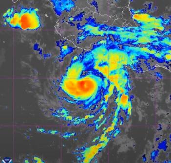 Hurac&aacute;n Trudy alcanza categor&iacute;a 3 frente al Pac&iacute;fico mexicano; prev&eacute;n lluvias intensas