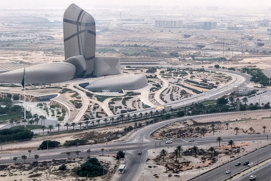 Arabia Saudita impone el teletrabajo en Riad por los ataques hutíes ...