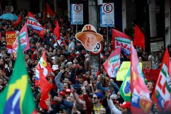 Meta, bajo presi&oacute;n en Brasil para demostrar trato igualitario a Lula y Bolsonaro