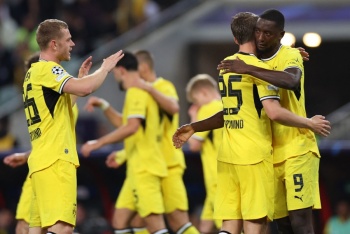 Borussia Dortmund supera al Sabah FC con doblete de Serhou Guirassy