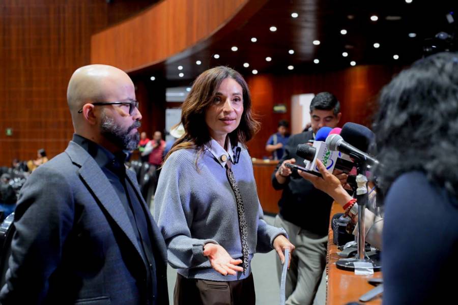 MC ofrece amparos a personal de salud para exigir aumento salarial de 18 mil pesos
