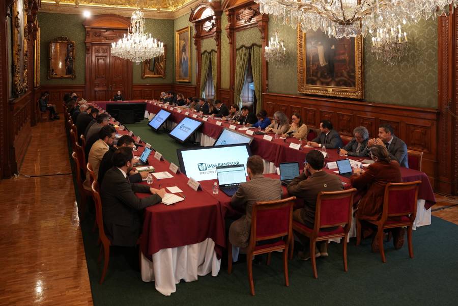 Sheinbaum y gobernadores revisan modernización del IMSS-Bienestar para fortalecer sistema de salud universal  