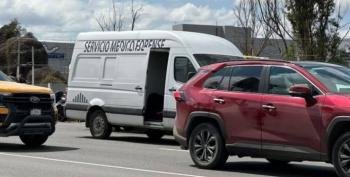 Muere motociclista tras choque con camioneta en avenida 5 de Febrero