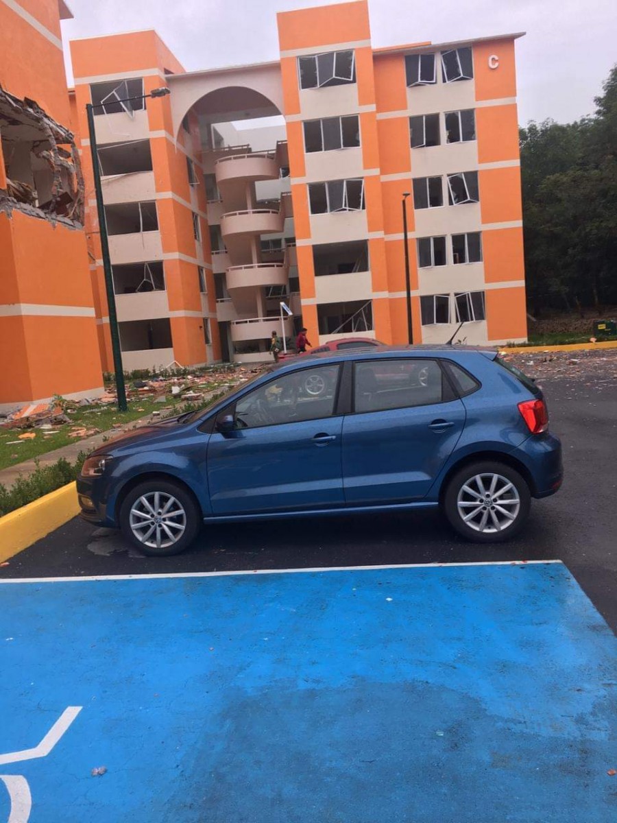 Explosión en condominio militar deja 10 lesionados