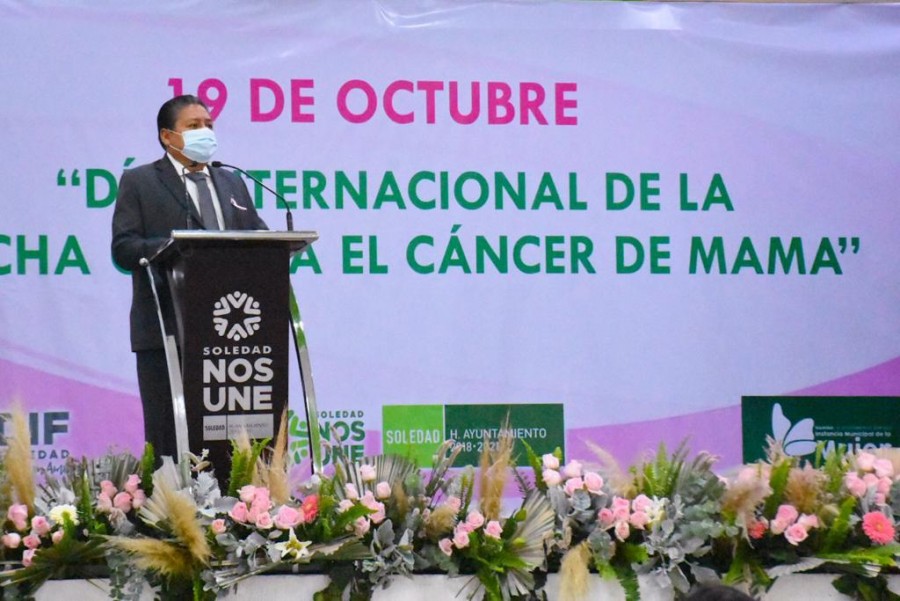 Ayuntamiento de Soledad se suma al combate contra el cáncer de mama