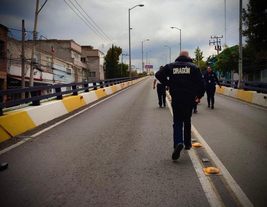 Tras sismo, Adrián Rubalcava atiende afectación en puente Yaqui