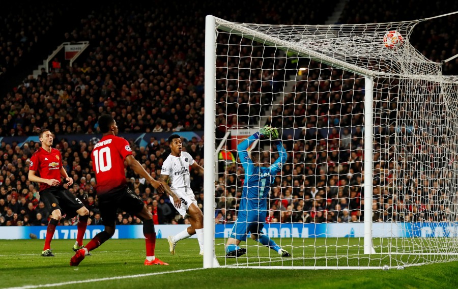 PSG da un golpe de autoridad ante el United; El Porto de Herrera cae frente a la Roma