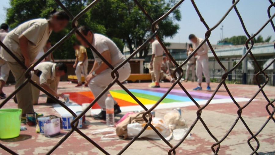 Conmemoran Día del Orgullo LGBT en reclusorios de la CDMX