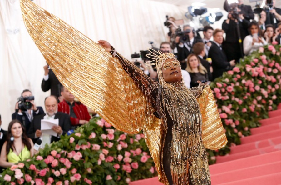 Ezra Miller, Jared Leto y Harry Styles, sorprenden en el Met Gala