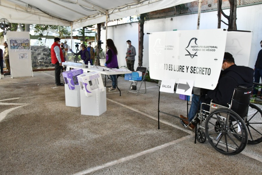 IECM realiza simulacro de votación con medidas sanitarias