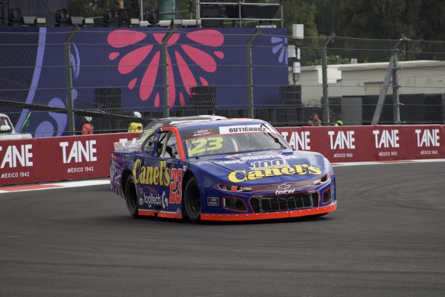 Max Gutiérrez conquista el Autódromo Hermanos Rodríguez en la NASCAR México Series