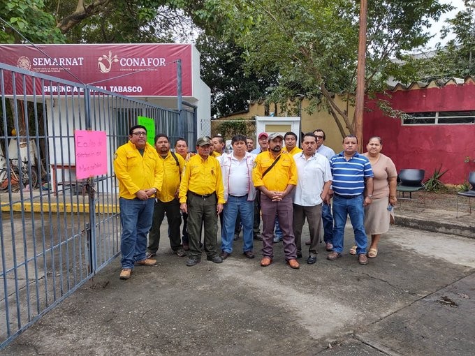 Brigadistas toman la CONAFOR en Chetumal