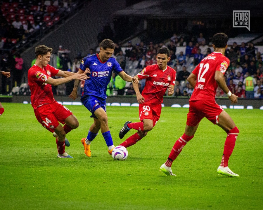 Toluca hace diabluras ante Cruz Azul en el Estadio Azteca