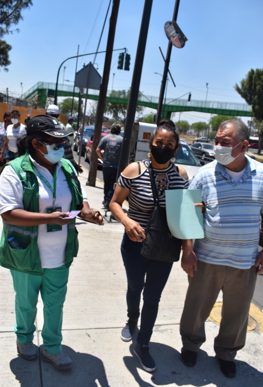 Así se vive una jornada de vacunación Covid en la FES Zaragoza en Iztapalapa