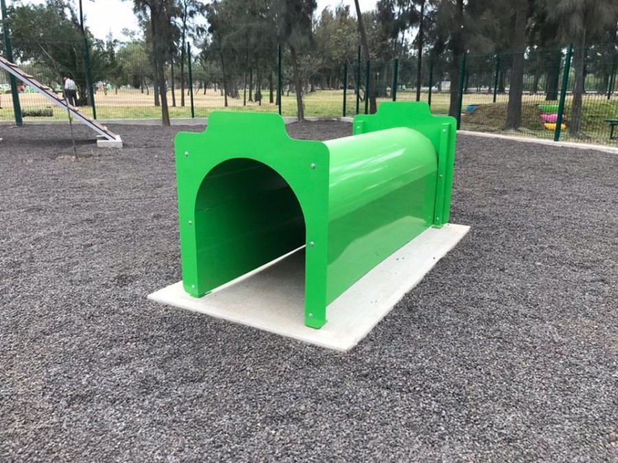 Parque de juegos para mascotas en Bosque de Aragón en la GAM