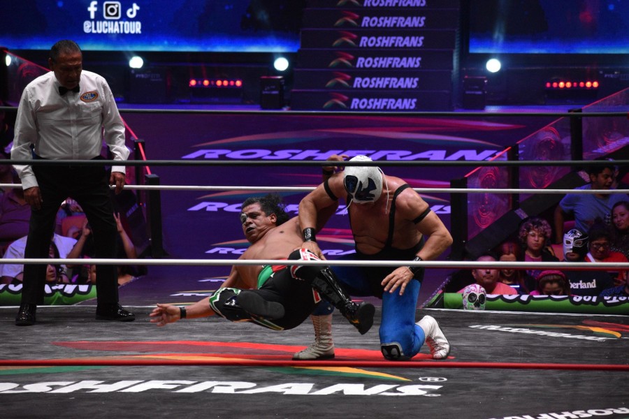 Atlantis, Octagón y Blue Panther vs El Satánico, Fuerza Guerrera y Virus