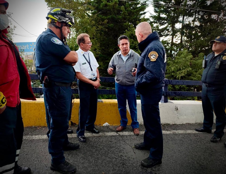 Tras sismo, Adrián Rubalcava atiende afectación en puente Yaqui