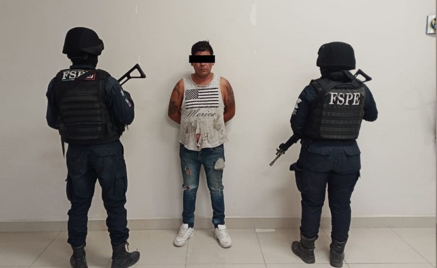 Fiscal&iacute;a y polic&iacute;a de Guanajuato detienen a asaltantes en carretera Celaya-Quer&eacute;taro