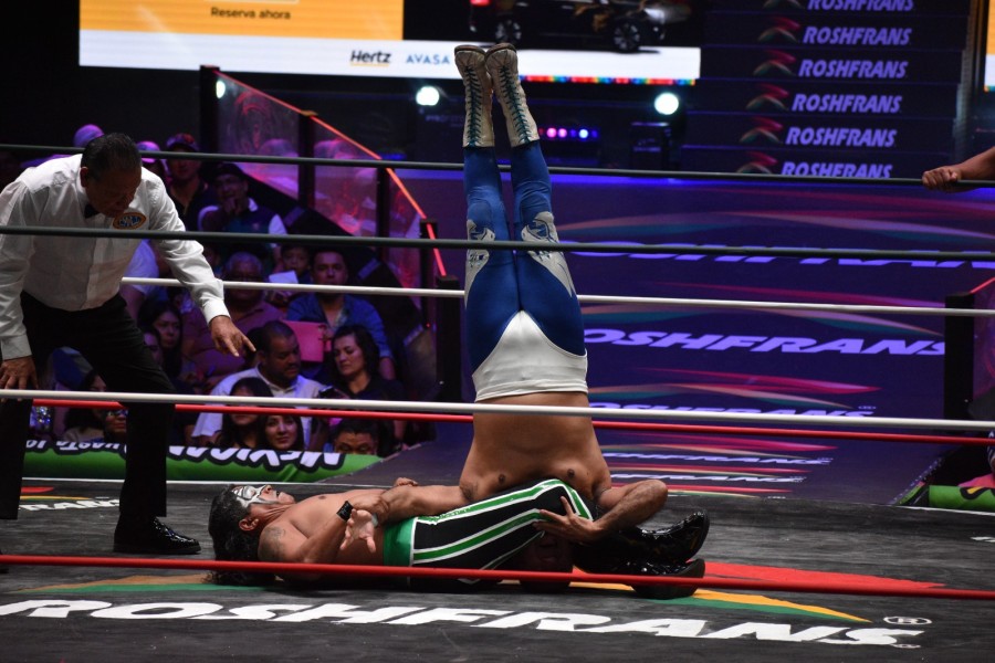 Atlantis, Octagón y Blue Panther vs El Satánico, Fuerza Guerrera y Virus
