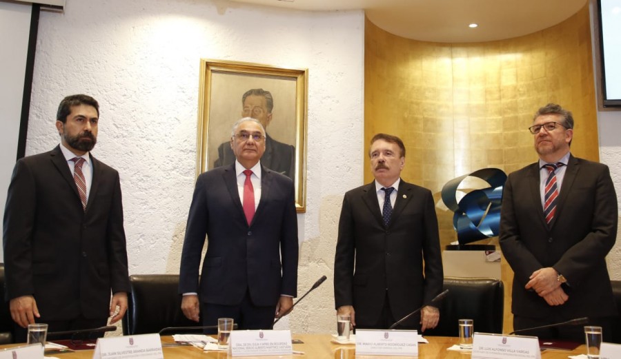 Firma IPN convenio para la prevención del delito