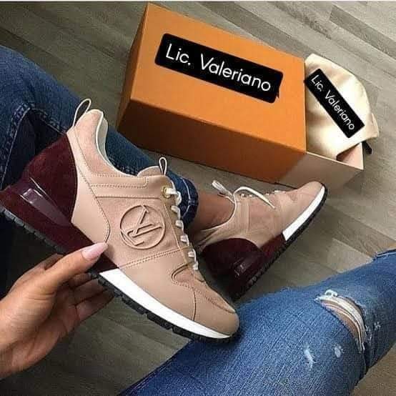 ?Lic. Valeriano o Louis Vuitton?