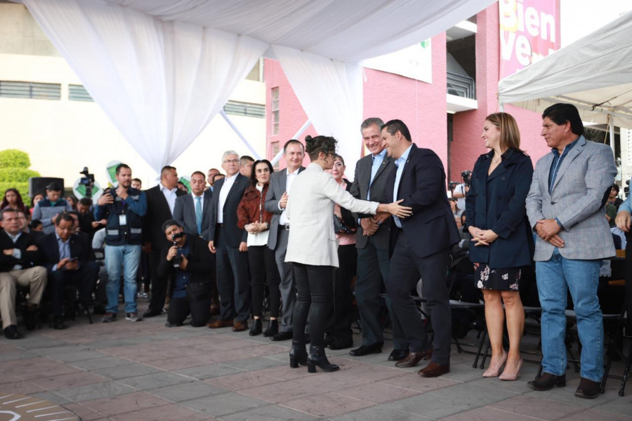 Gobernador de Guanajuato llama a la unidad tras desabasto de combustible